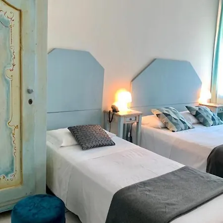 Hotel Ariston 3*