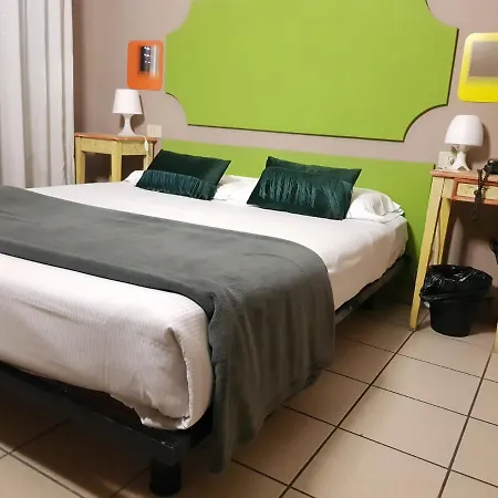 Ariston Hotel 3*