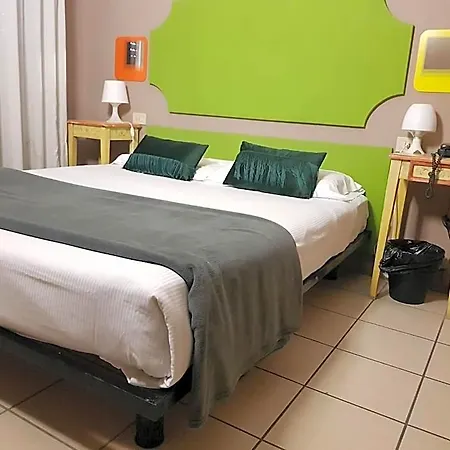 Ariston Hotel 3*