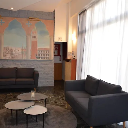 Ariston Местре