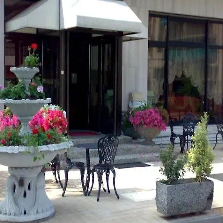 Ariston Otel Mestre